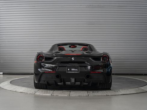 Used 2016 Ferrari 488 Spider RWD image 4