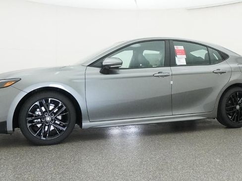 New 2026 Toyota Camry SE FWD image 18