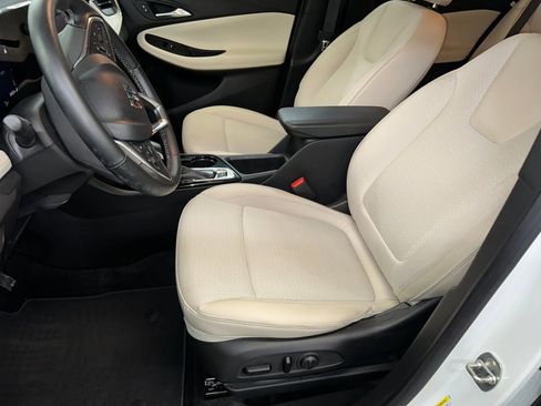 Certified 2024 Buick Encore GX Preferred w/ Comfort Package image 5