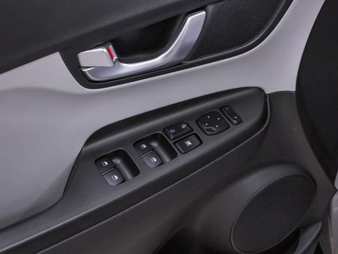 Certified 2023 Hyundai Kona SEL w/ Convenience Package FWD image 25