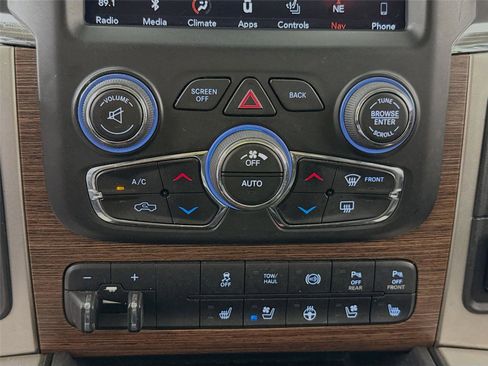 Used 2018 RAM 3500 Laramie image 15