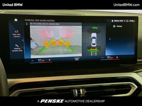 Used 2024 BMW 330i Sedan w/ Premium Package image 9