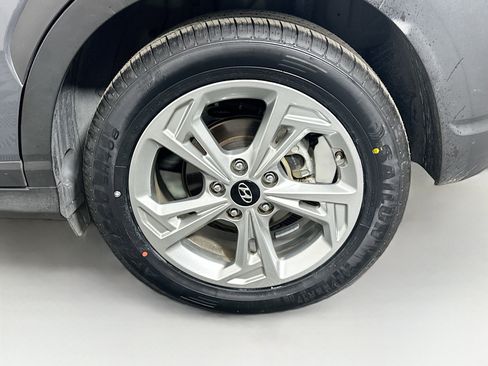 Used 2023 Hyundai Kona SEL image 11