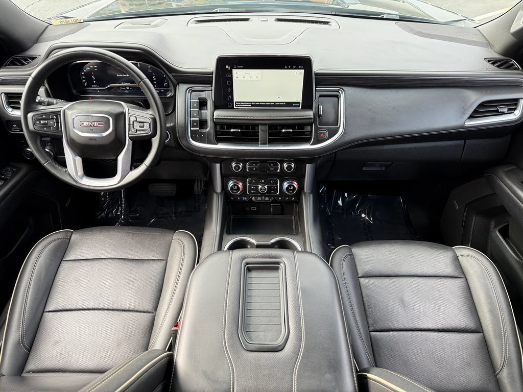 Used 2024 GMC Yukon SLT AWD/4WD image 19