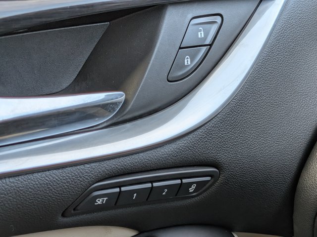 Certified 2020 Buick Enclave Premium w/ Sun and Sites Package FWD image 29