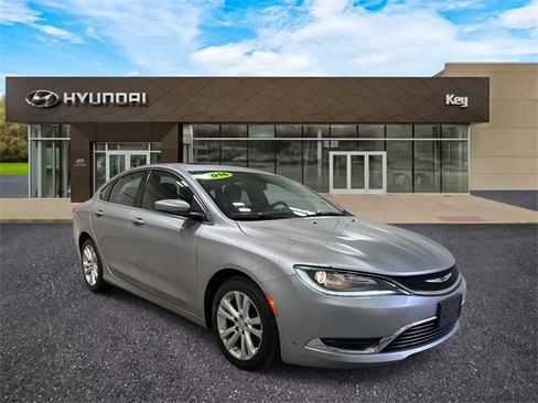 Used 2016 Chrysler 200 Limited w/ Anniversary Edition image 3
