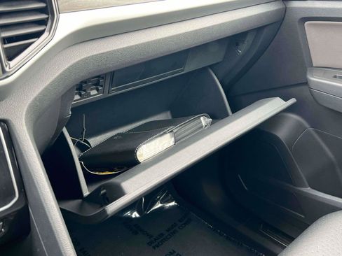 Used 2022 Volkswagen Atlas SE image 13