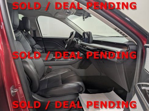 Used 2025 Lincoln Aviator Reserve w/ Equipment Group 201A image 20