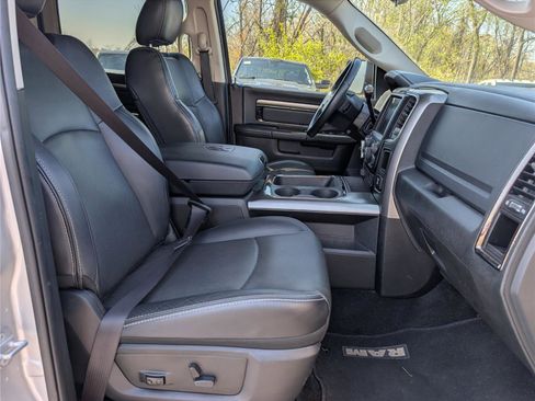 Used 2017 RAM 2500 Lone Star w/ Night Special Edition image 11