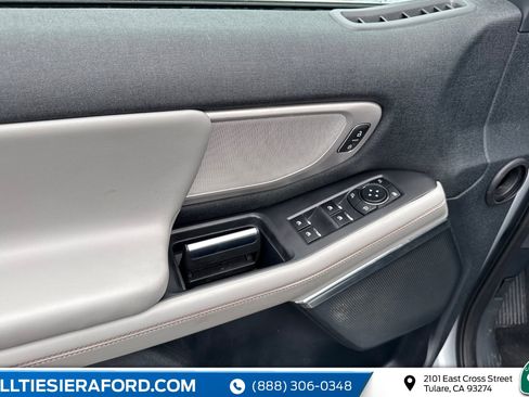 Used 2025 Ford Expedition Max Active image 13