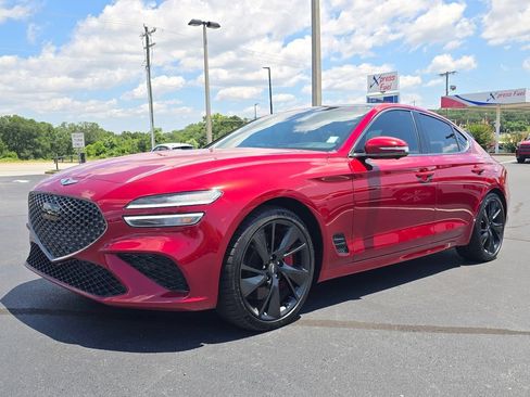 Used 2023 Genesis G70 3.3T w/ Sport Prestige Package RWD image 7