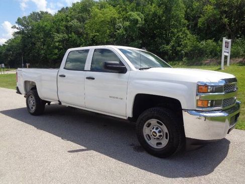 Used 2019 Chevrolet Silverado 2500 W/T AWD/4WD image 8