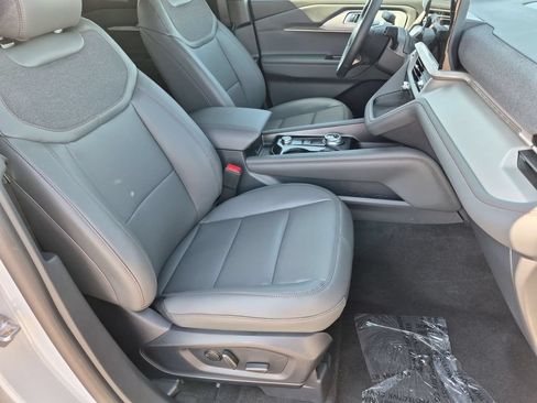 New 2027 Ford Explorer Active w/ Active Comfort Package AWD/4WD image 21