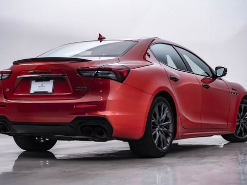 Certified 2022 Maserati Ghibli Modena Q4 image 9