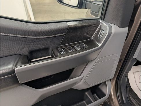 Used 2022 Ford F150 XLT w/ Equipment Group 301A Mid AWD/4WD image 9