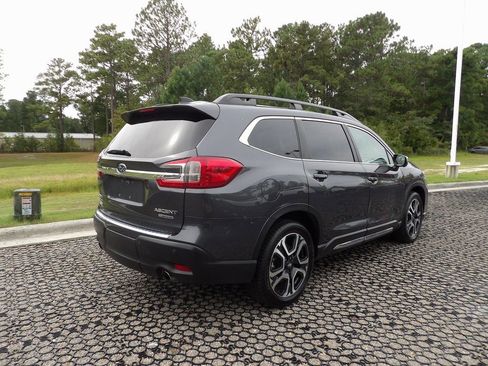Used 2023 Subaru Ascent Limited w/ Technology Package image 6