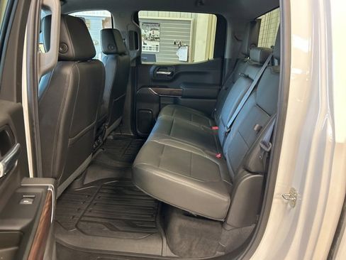 Used 2019 GMC Sierra 1500 SLT image 30
