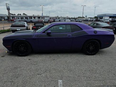 Used 2023 Dodge Challenger R/T Scat Pack w/ T/A Package RWD image 4