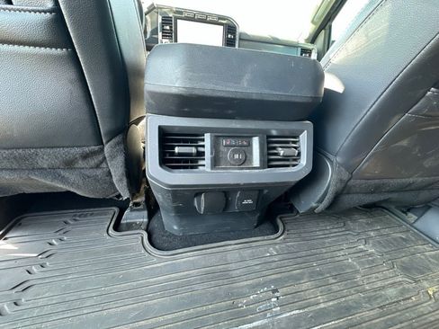Used 2024 Ford F350 Lariat w/ Lariat Ultimate Package AWD/4WD image 19