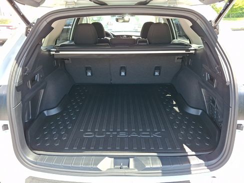 Certified 2025 Subaru Outback Premium AWD/4WD image 29
