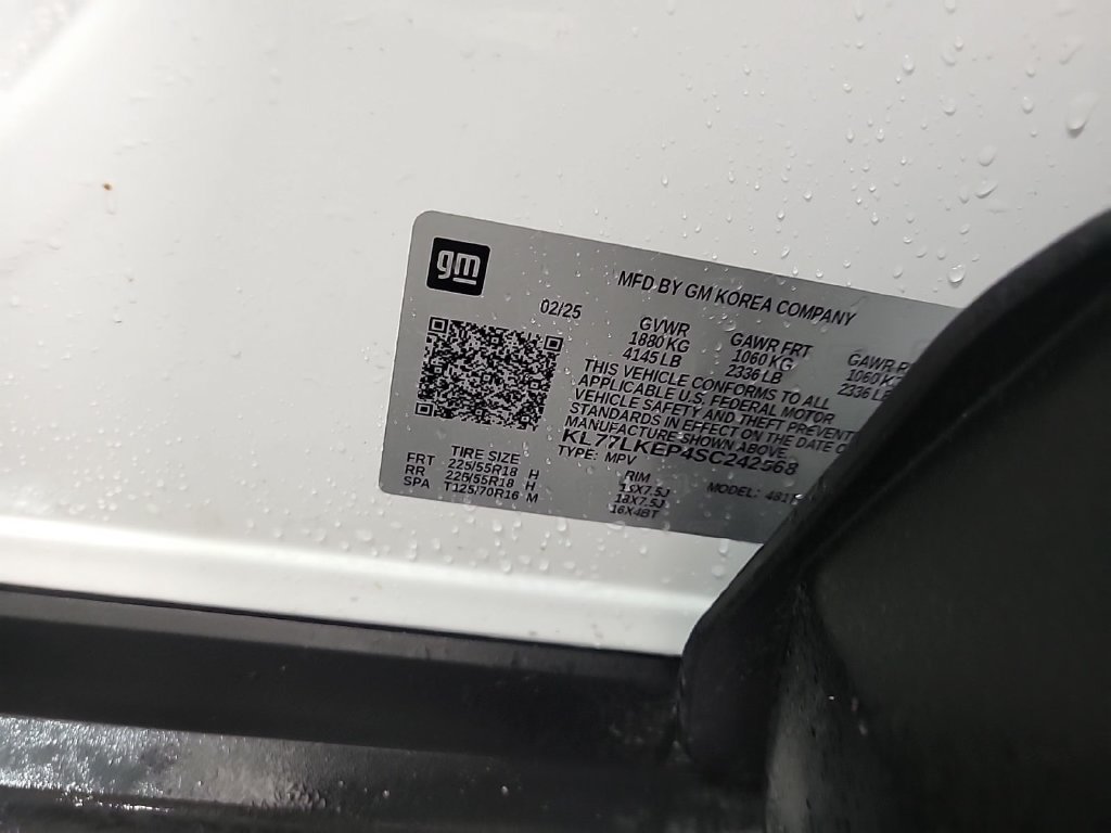 Used 2025 Chevrolet Trax ACTIV FWD image 9