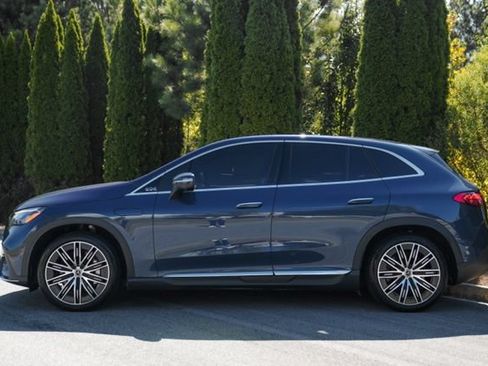 Used 2023 Mercedes-Benz EQE 350+ SUV w/ AMG Line Exterior Package image 5