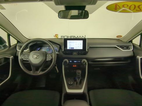 Used 2024 Toyota RAV4 LE image 20