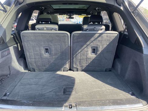 Used 2021 Audi Q7 3.0T Prestige image 10