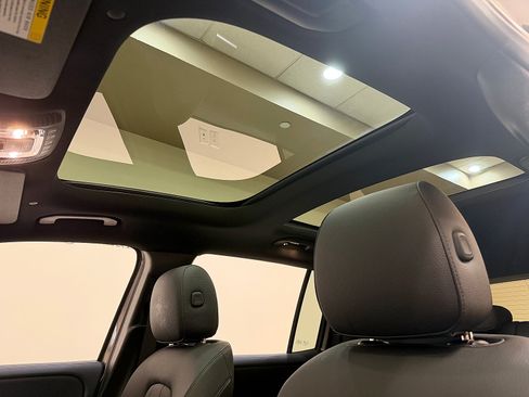 Certified 2026 Mercedes-Benz GLB 250 image 10