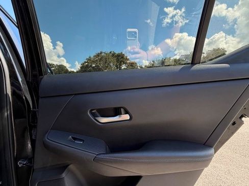Used 2023 Nissan Sentra SV w/ All-Weather Package FWD image 16