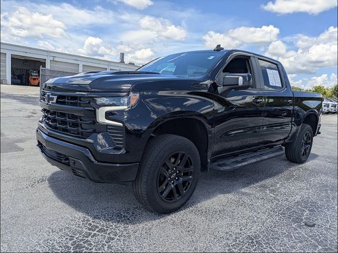Certified 2022 Chevrolet Silverado 1500 LT Trail Boss w/ LT Trail Boss Premium Package AWD/4WD image 8