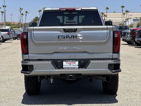 New 2026 GMC Sierra 2500 Denali Ultimate w/ Max Trailering Package AWD/4WD image 4