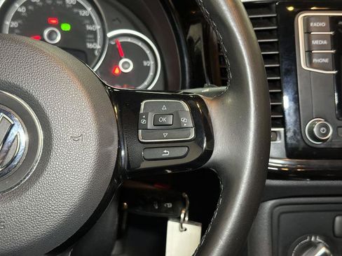 Used 2019 Volkswagen Beetle 2.0T S image 25