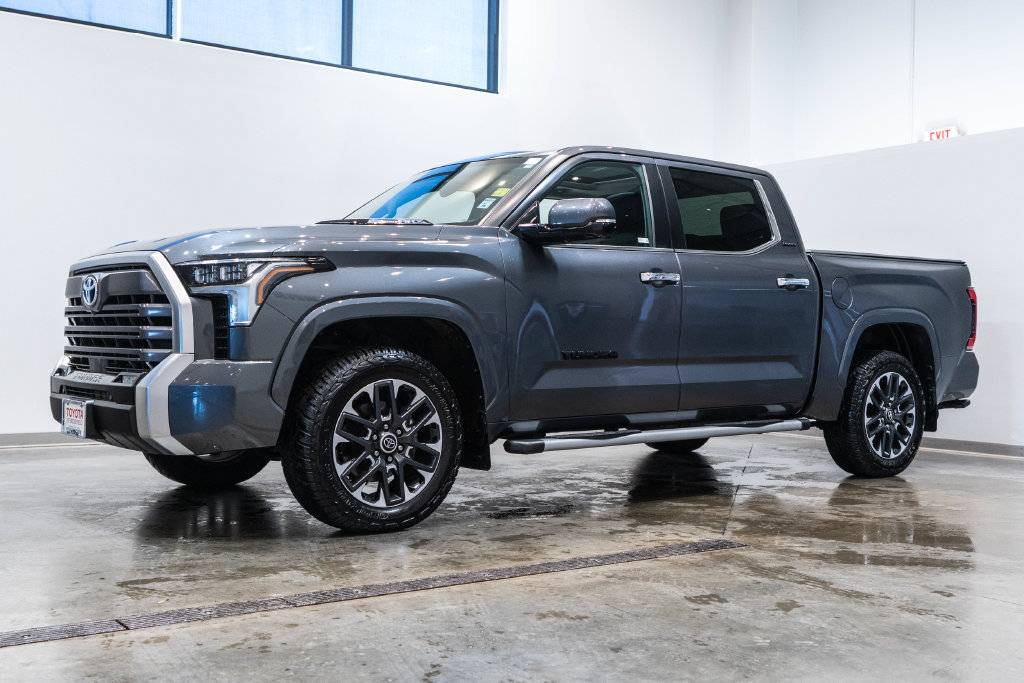 Certified 2024 Toyota Tundra Limited AWD/4WD image 3
