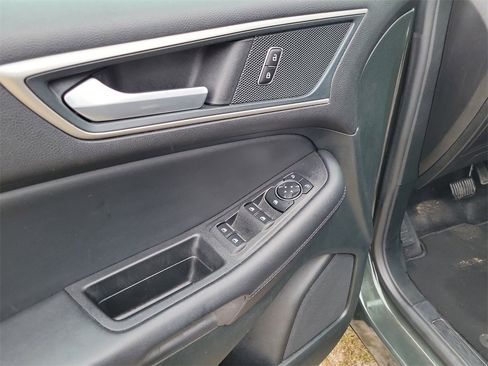 Used 2024 Ford Edge SEL image 12