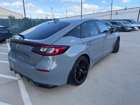 Used 2024 Honda Civic Sport image 4