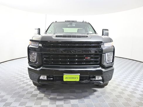 Used 2021 Chevrolet Silverado 2500 LT w/ Midnight Edition AWD/4WD image 11