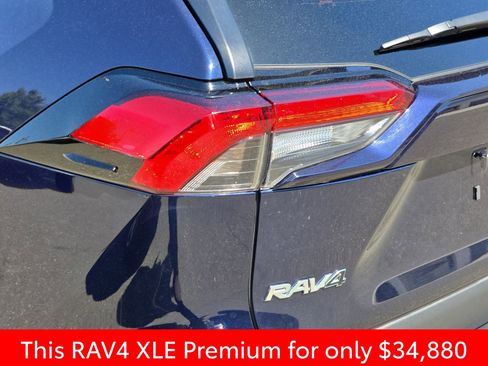 Used 2025 Toyota RAV4 XLE Premium FWD image 41