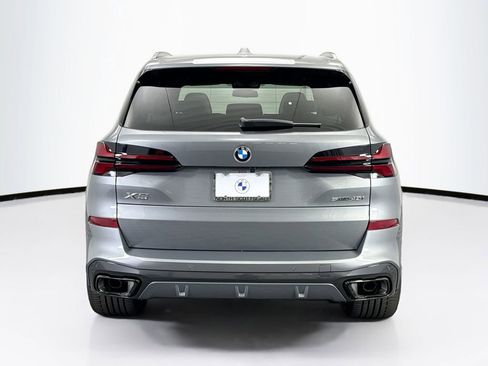 New 2026 BMW X5 sDrive40i image 6