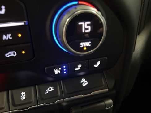 Used 2022 Chevrolet Silverado 3500 High Country w/ Z71 Off-Road Package image 42