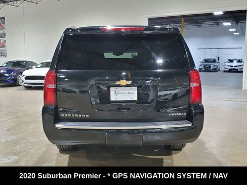 Used 2020 Chevrolet Suburban Premier image 10