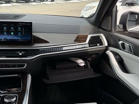 Used 2025 BMW X5 xDrive40i w/ Premium Enhanced Package image 35
