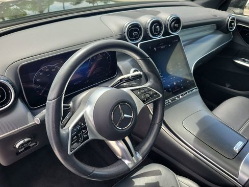 Used 2024 Mercedes-Benz GLC 300 image 24