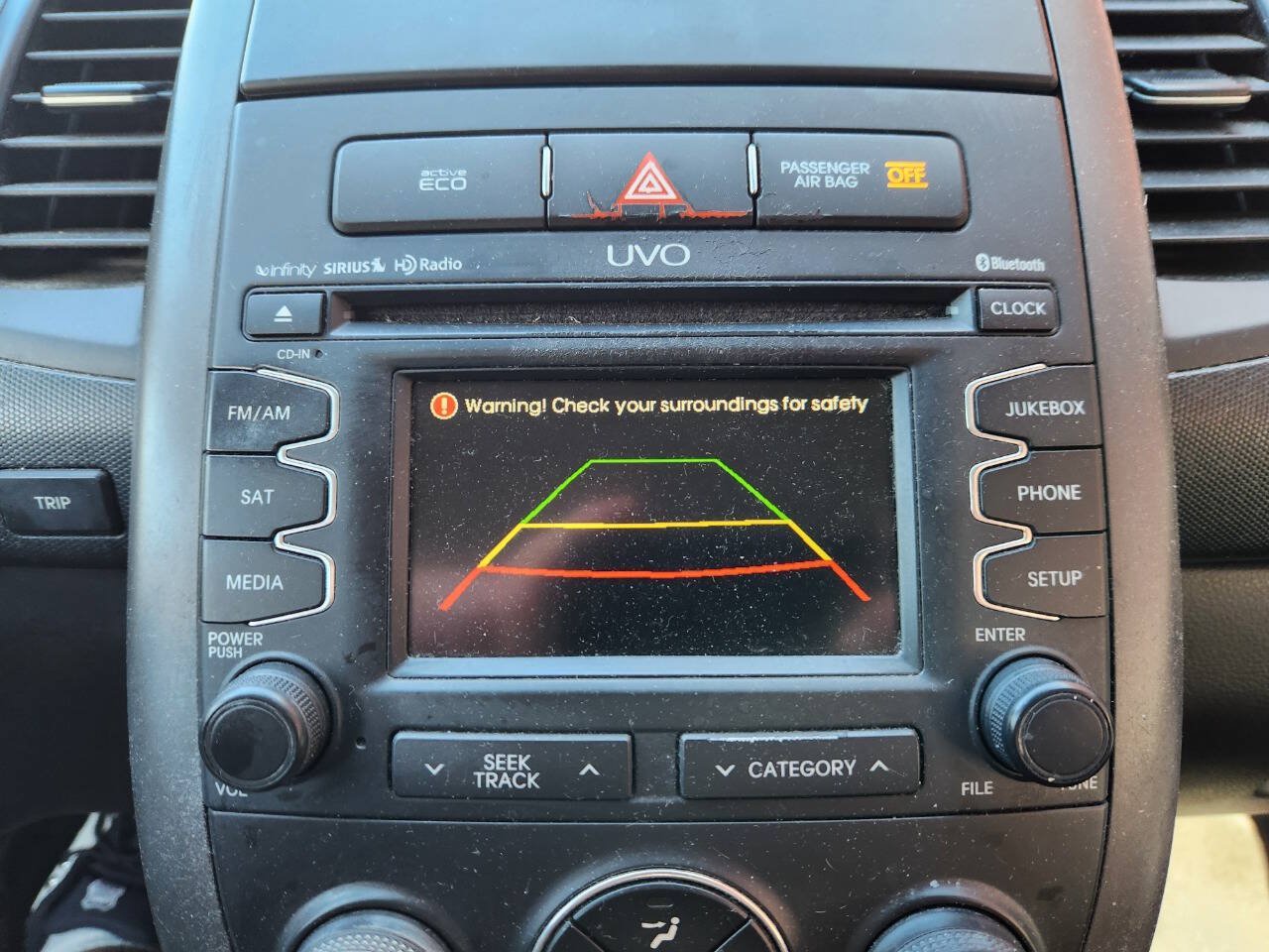 Used 2012 Kia Soul + w/ Audio Pkg FWD image 17