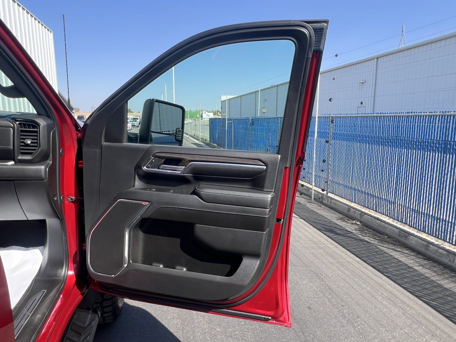 Used 2024 Chevrolet Silverado 2500 LT RWD image 22