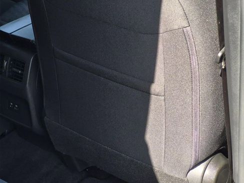 Used 2023 Nissan Rogue SV image 16