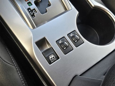 Used 2021 Toyota 4Runner SR5 Premium image 20