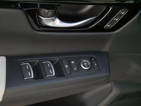 Used 2024 Honda CR-V EX-L image 19