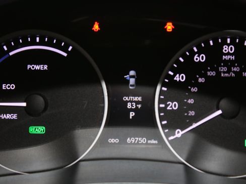 Used 2013 Lexus ES 300h w/ Luxury Pkg FWD image 12