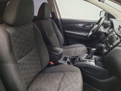 Used 2021 Nissan Rogue Sport SV FWD image 21